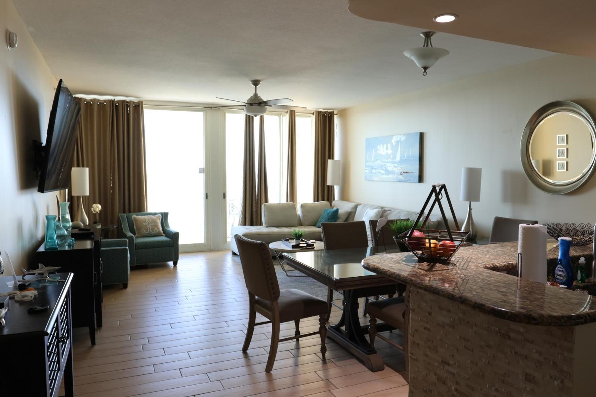 Aqua 1504 Beachfront Condo With Free Beach Chairs Panama City Beach Exterior photo